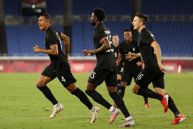 世界杯苹果app下载-险些被最弱对手冲垮！德国队这条纸糊防线让人揪心